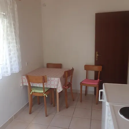 With Parking Space - Paklenica - 25358
