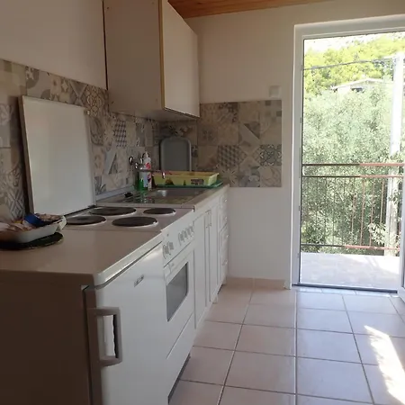 With Parking Space - Paklenica - 25358 Apartman
