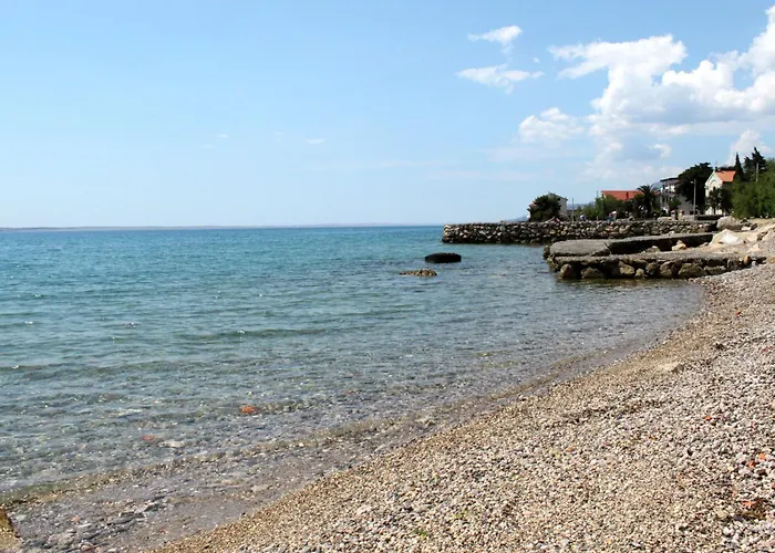 Apartamento With Parking Space Starigrad, Paklenica - 25358 Starigrad Paklenica