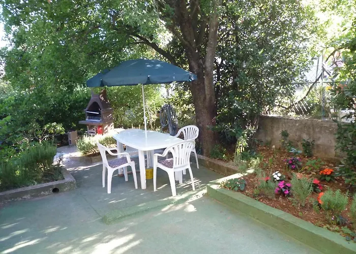 With Parking Space Starigrad, Paklenica - 25358