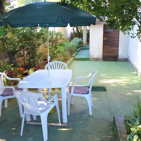 With Parking Space Starigrad, Paklenica - 25358 Apartment Starigrad Paklenica